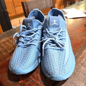 Danskin sneakers blue